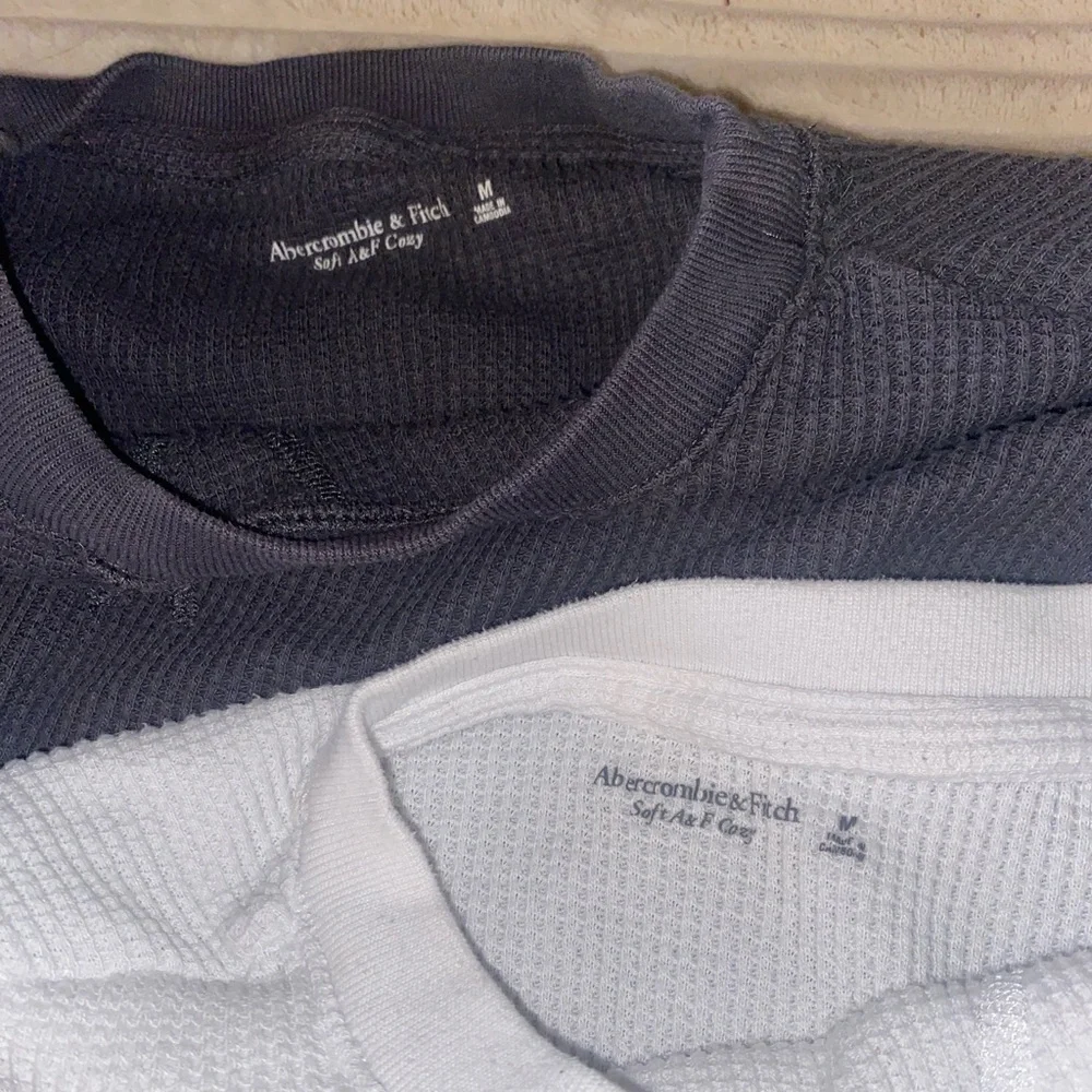 Abercrombie 2pack Cropped Waffle Longsleeves Soft AF - Picture 8 of 8